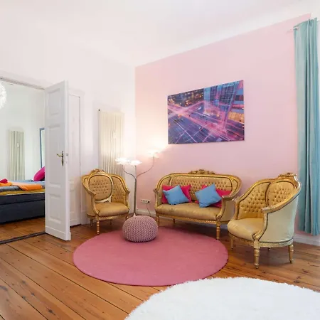 - Berlin West Design Boutique Apartamento