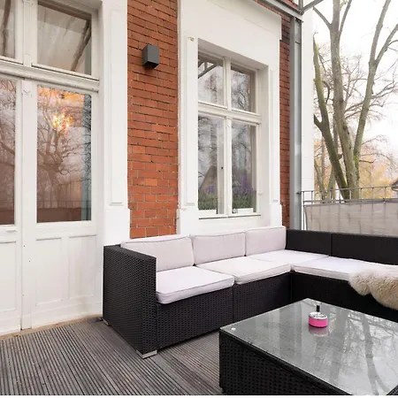 - Berlin West Design Boutique